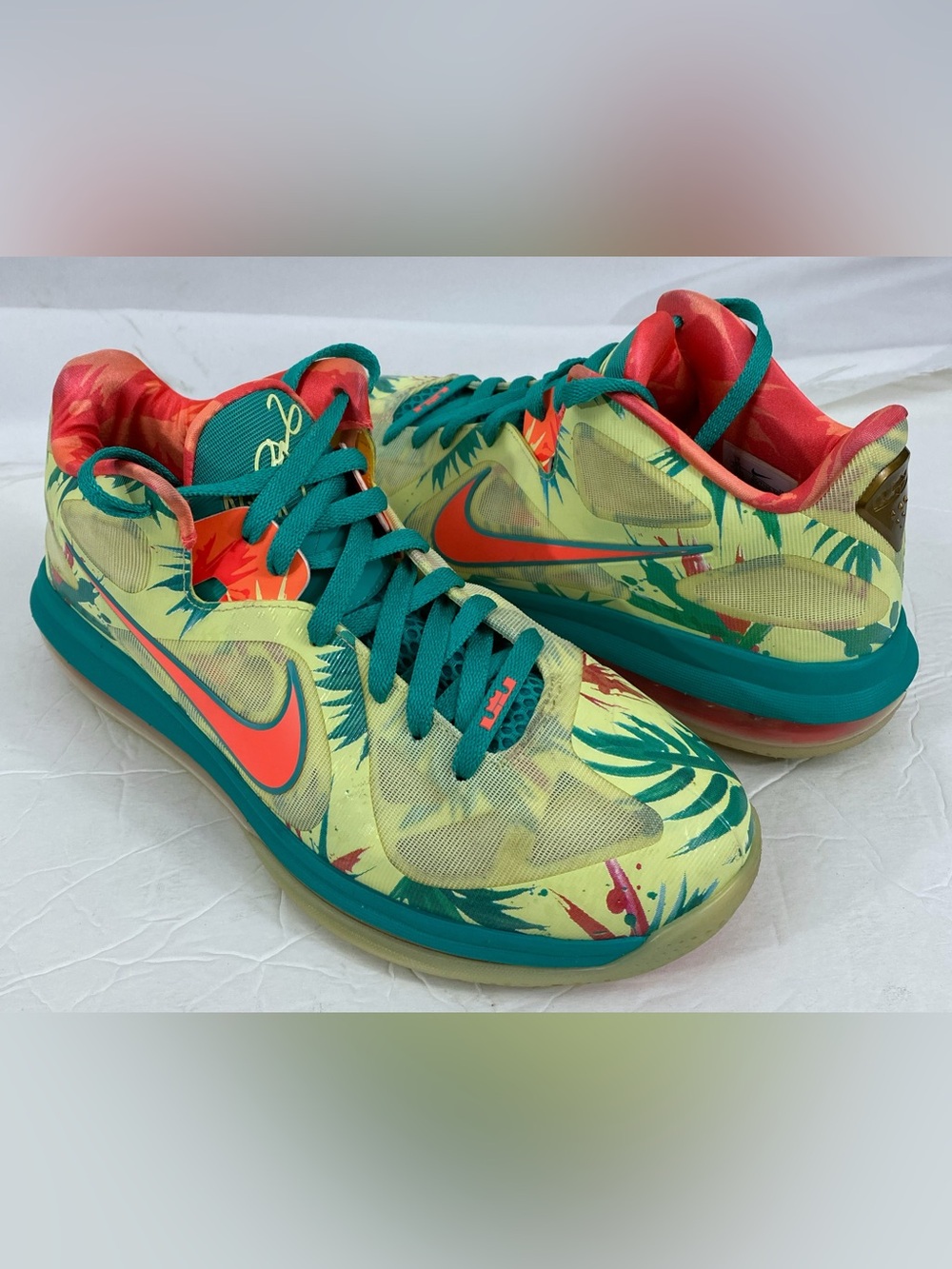 Nike Men's LeBron IX 9 Low LeBronald Palmer Basketball Shoes 10 DO9355 300